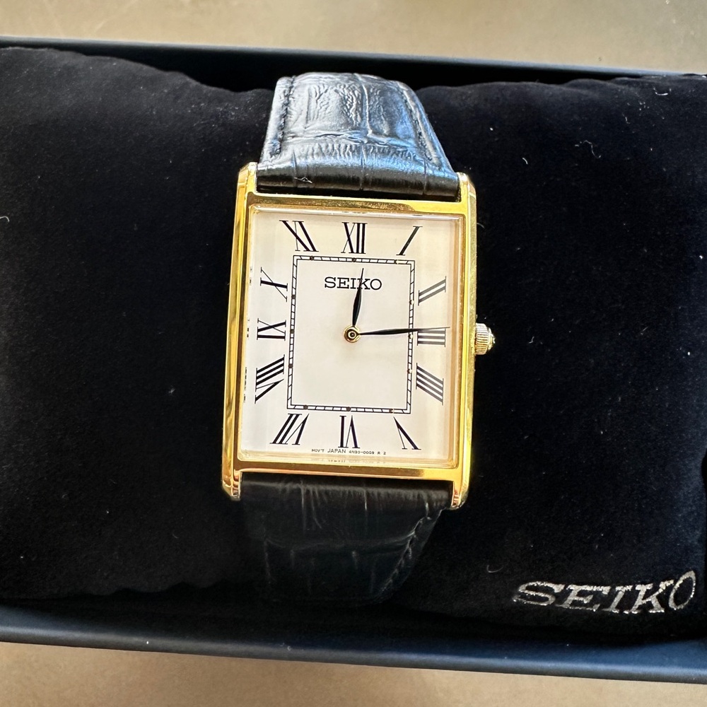 Seiko Square Gold Watch w/black leather strap - SWR052